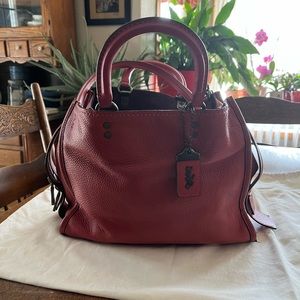 This is a Coach Rouge purse in like new condition.